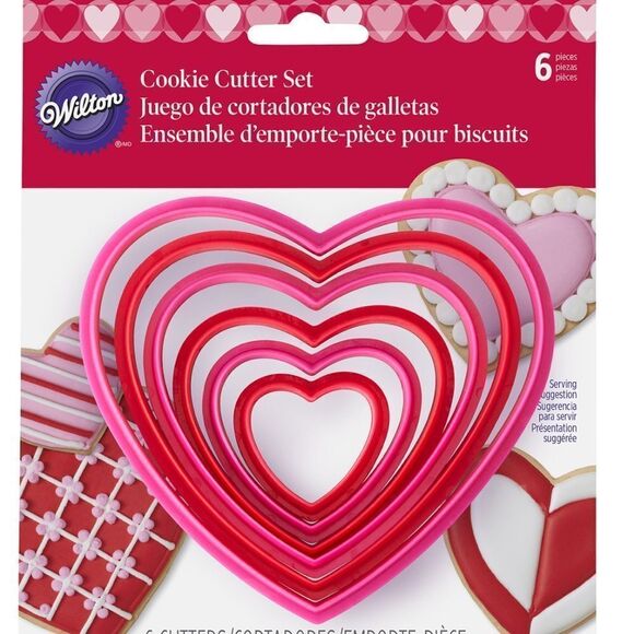 NWT Wilton 6 Piece Nested Heart Shaped Cookie Cutter Set Valentines Day - Picture 1 of 4